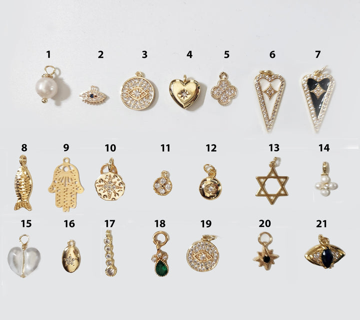 שרשרת זהב צ'ארמים - קיס