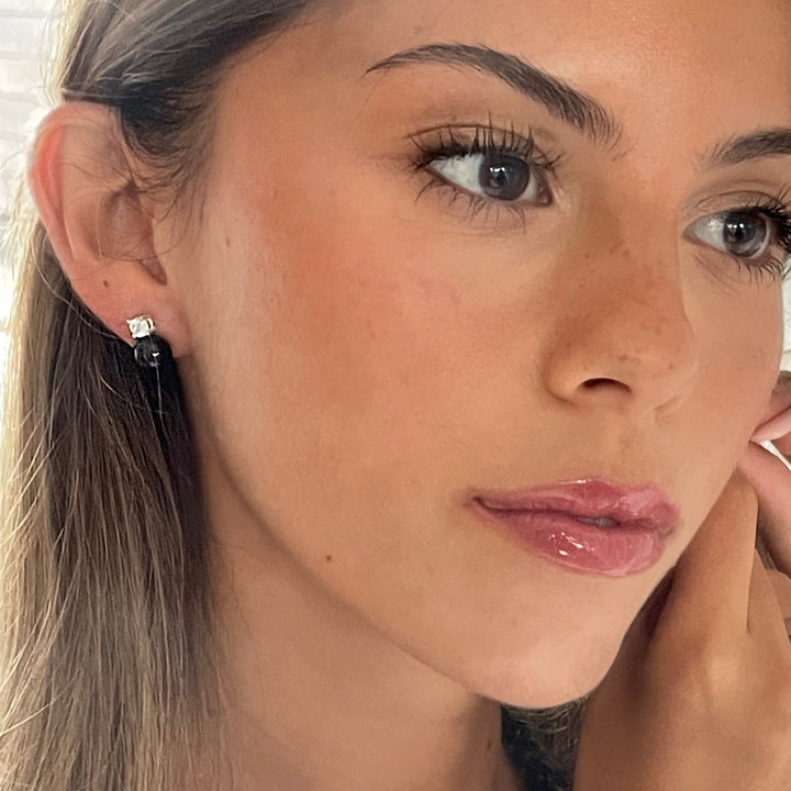 עגילי מיורקה שחור צמודים - פני