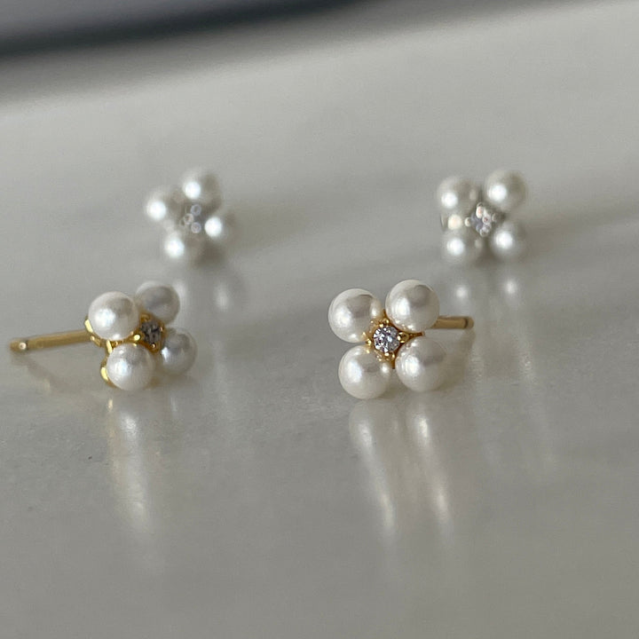 עגילי פנינה כסף צמודים - סיאן