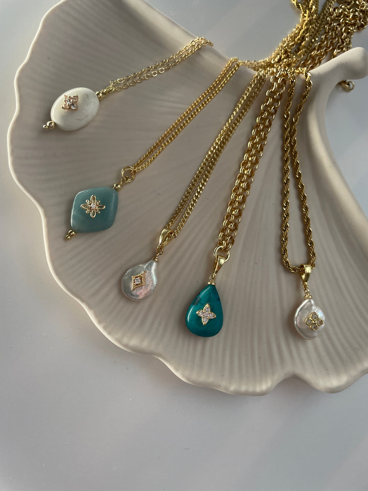 שרשרת זהב תליון טורקיז - טורקיז