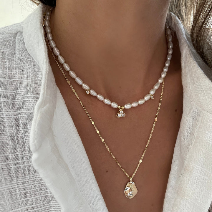 שרשרת פנינים לבנות -קיילני