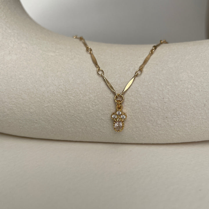 שרשרת זהב תליון זירקון טיפה - טרינה