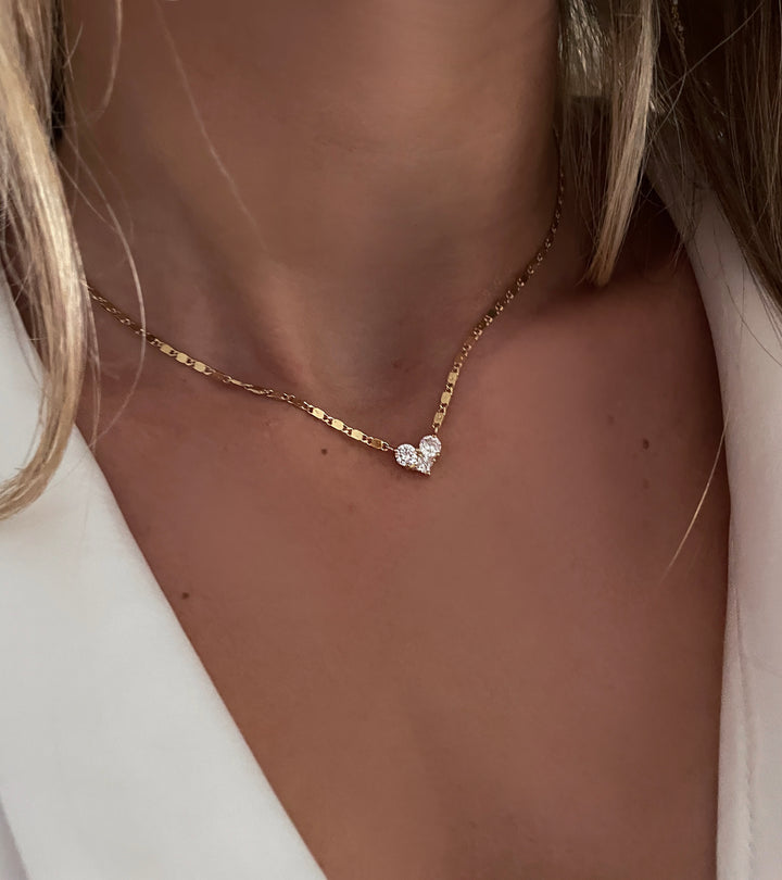 שרשרת זהב לב זירקונים  - שילת