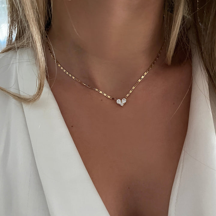 שרשרת זהב לב זירקונים  - שילת