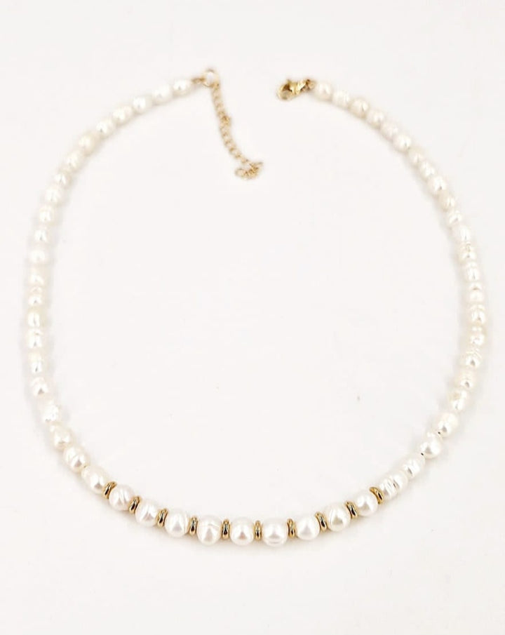 שרשרת פנינים וחרוזי זהב - אגינה