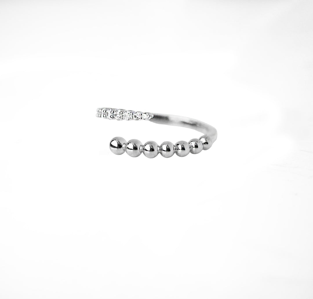 טבעת כסף עם זירקונים - קסיה