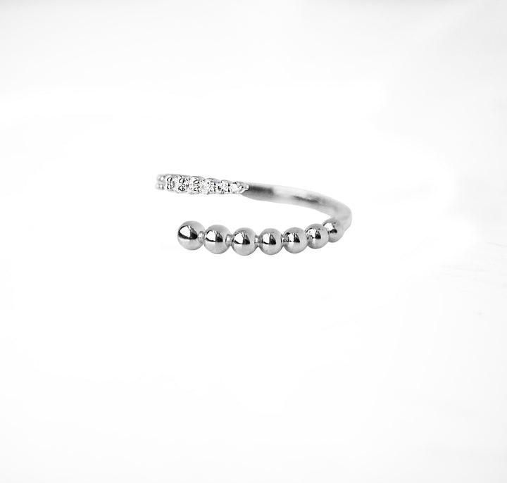 טבעת כסף עם זירקונים - קסיה