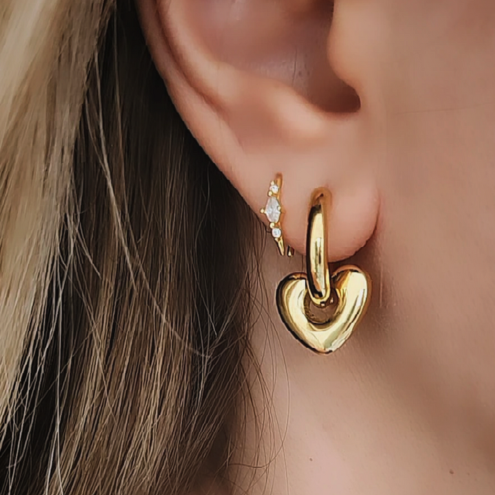 עגילי חישוק תליון לב - אנבלה