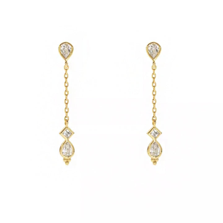 עגילים צמודים זהב עם שרשרת - הלי