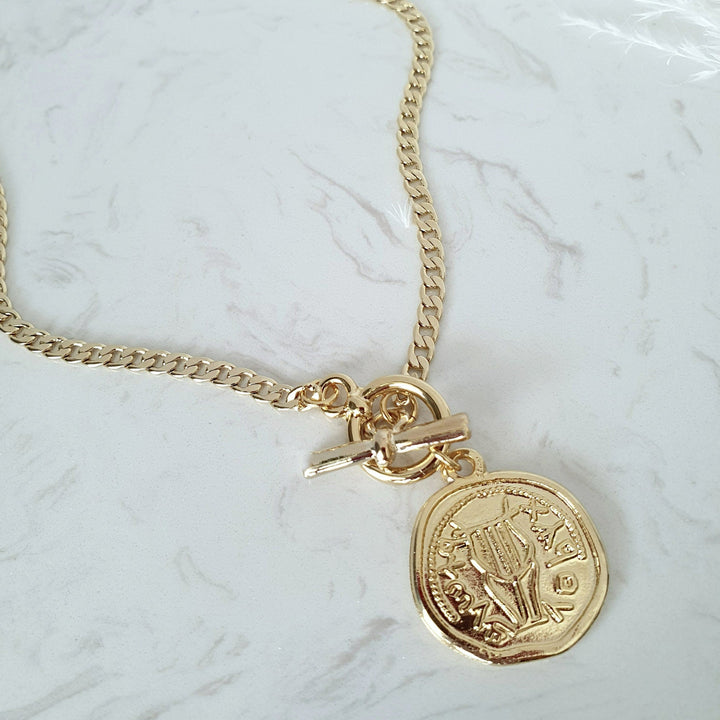 שרשרת מטבע זהב - בריאוני