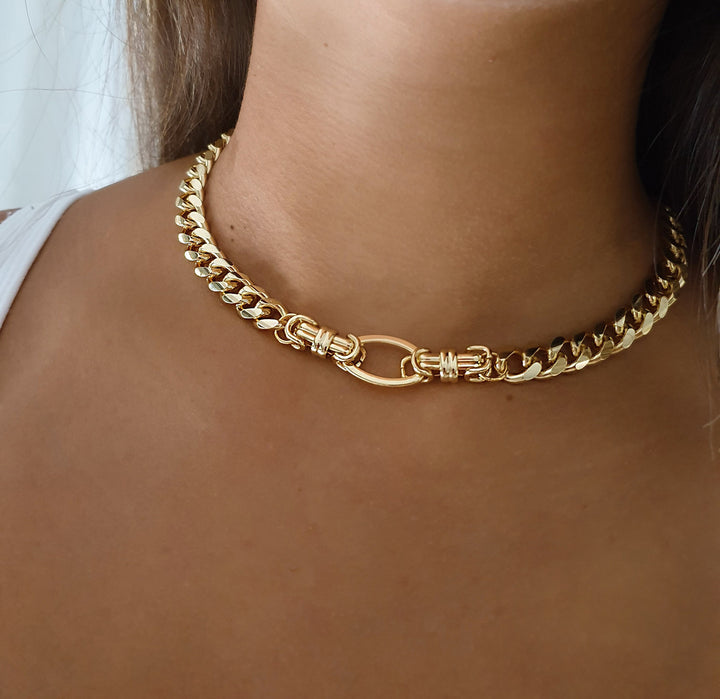 שרשרת צ'וקר זהב - וונוס